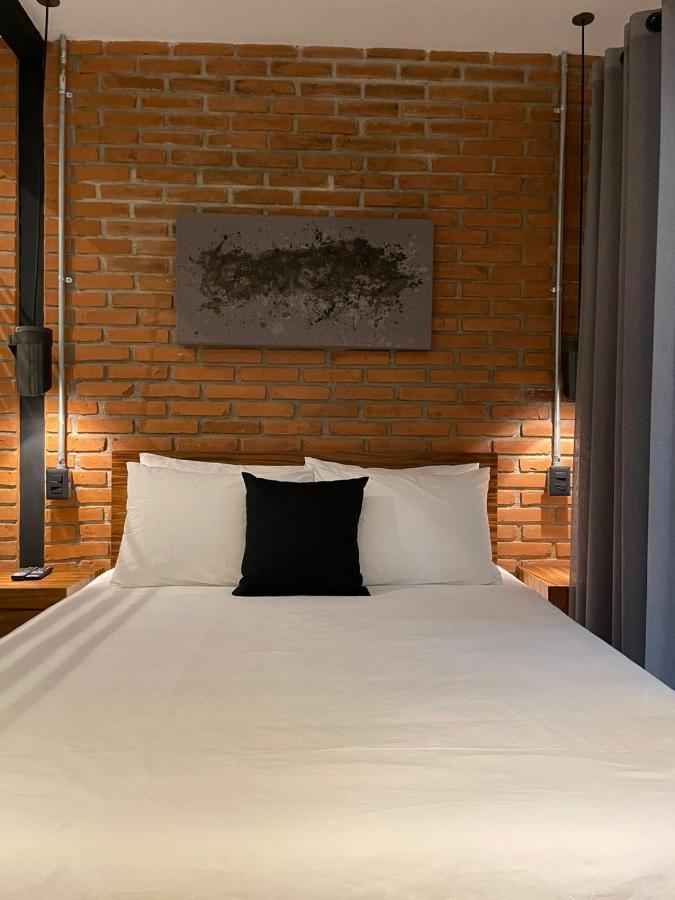 Hotel Oxu Solo Adultos Valle de Bravo Eksteriør bilde